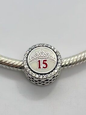 Pandora 15 years old exclusive charm